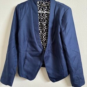 Elegant Navy Women's Blazer